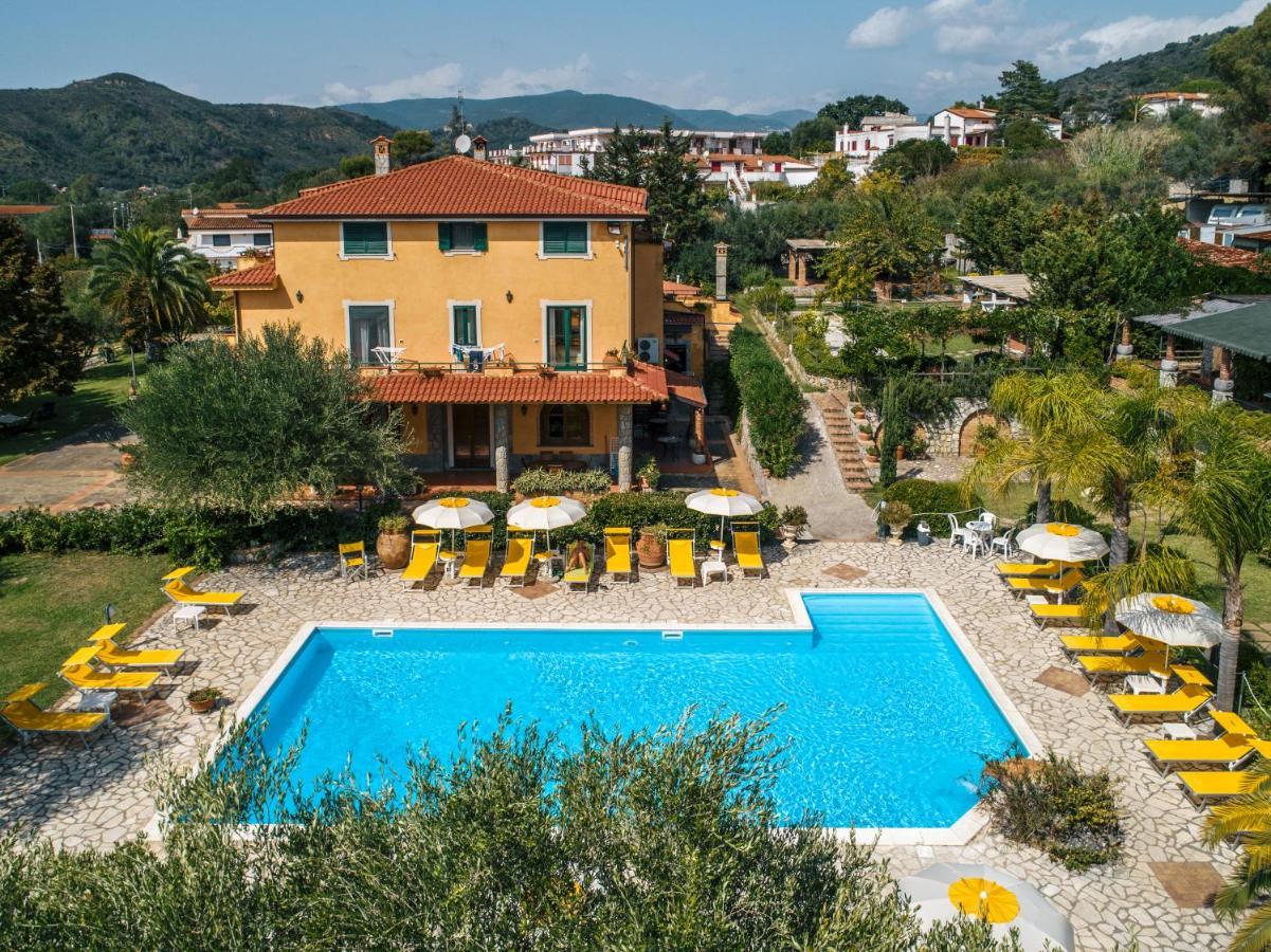 Residence E B&B Villamirella Trogir Exterior foto