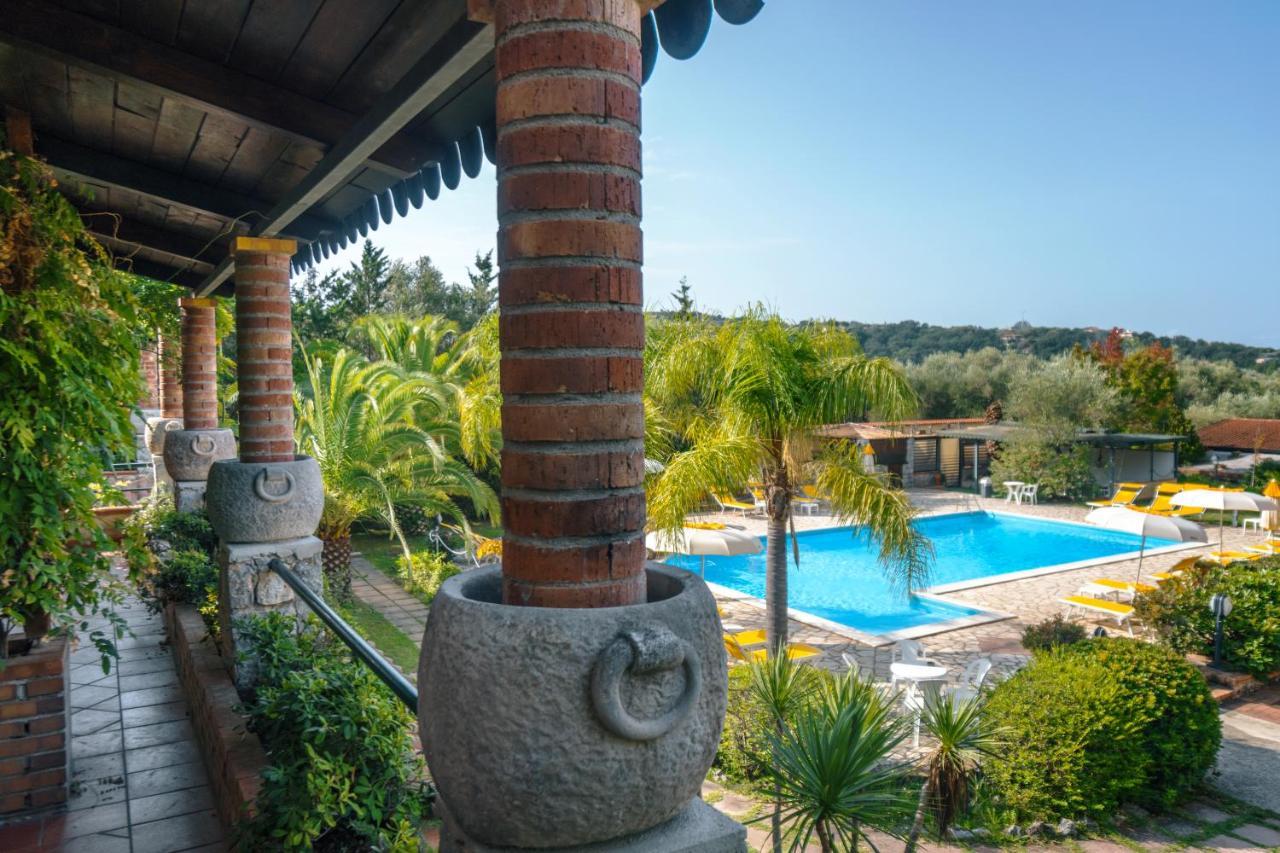 Residence E B&B Villamirella Trogir Exterior foto