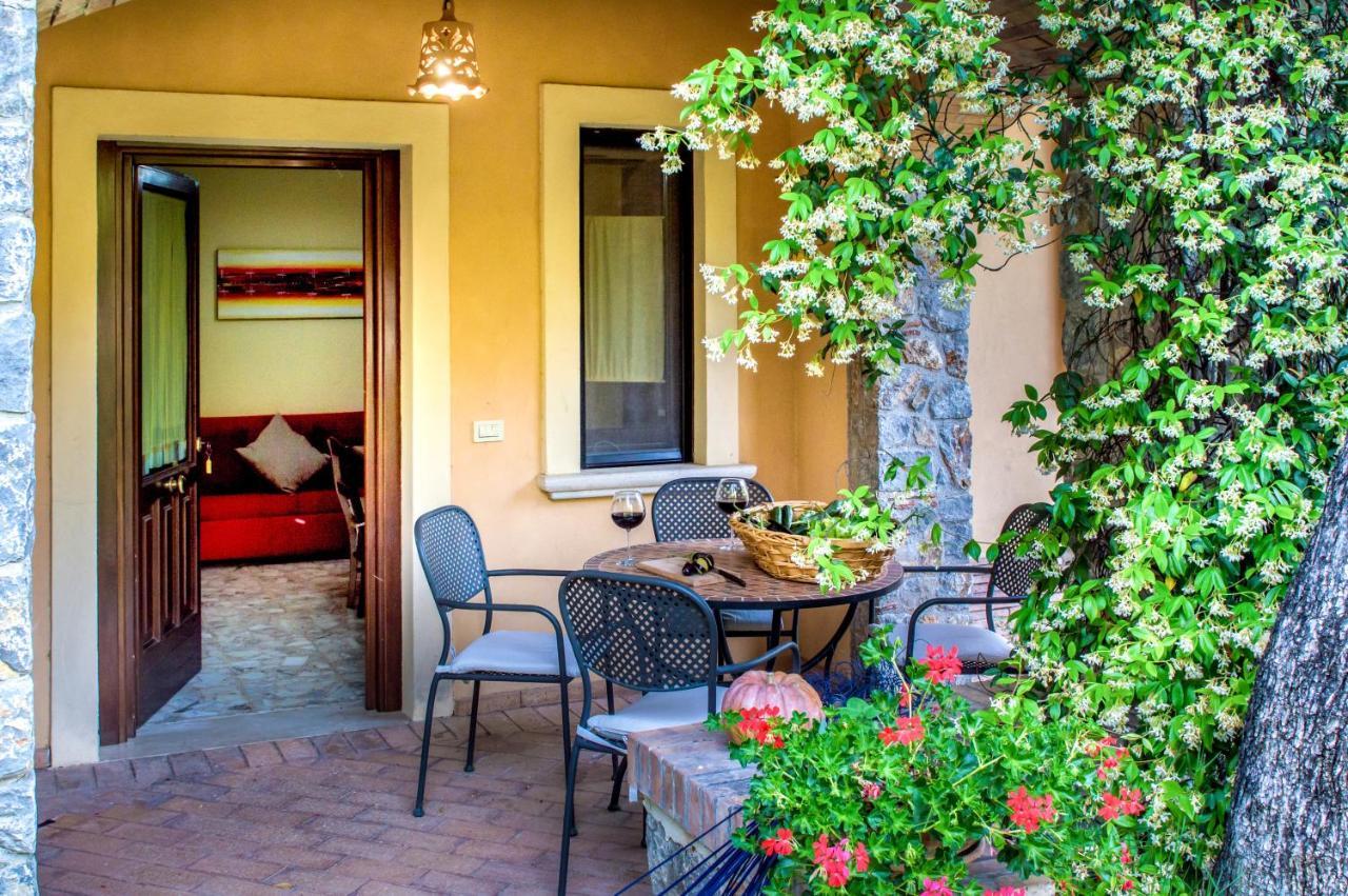 Residence E B&B Villamirella Trogir Exterior foto